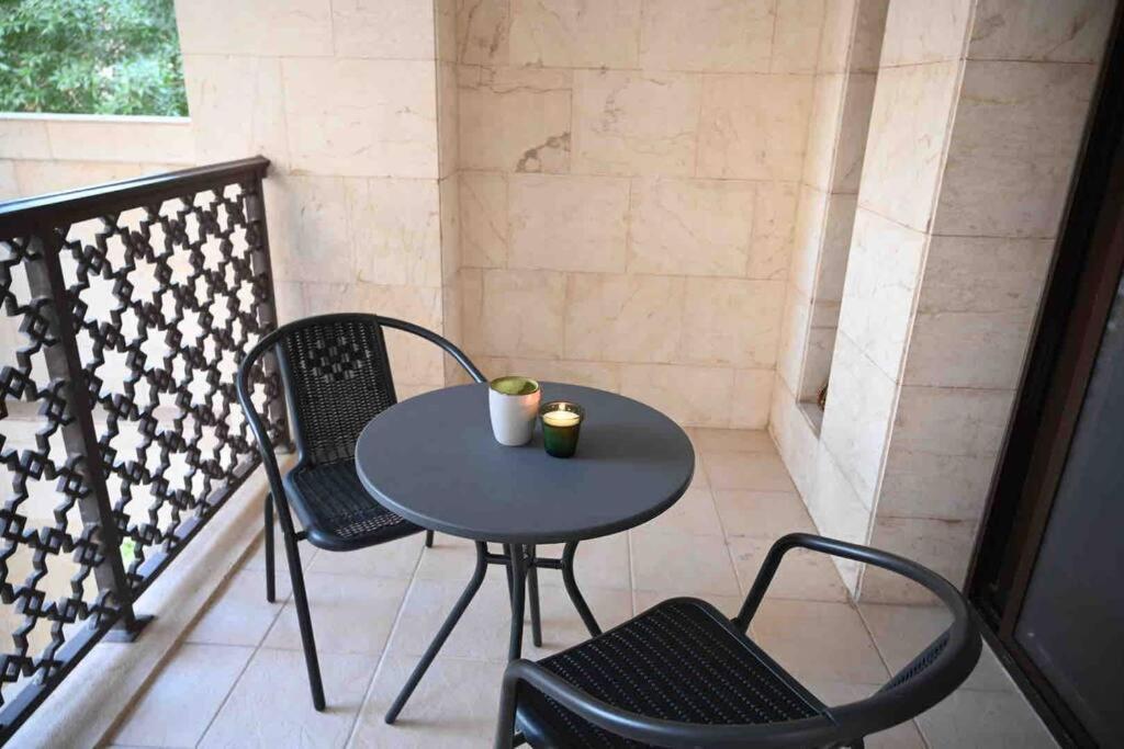 Brand New Furniture . Close To Dubai Mall. Exteriör bild